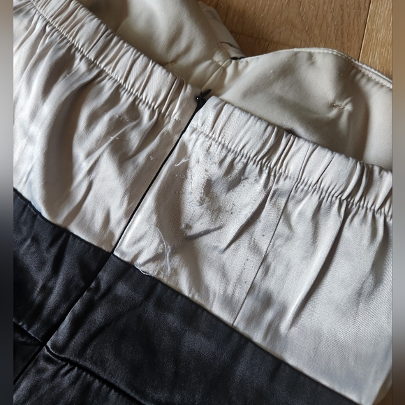 ECLIPSE | Black and greige strapless dress with bow - Picture 7 of 10